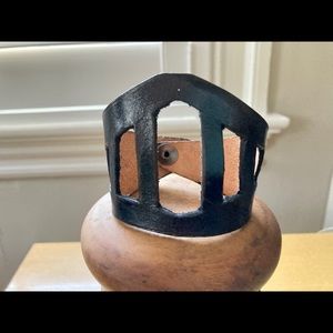 Leather wrist cuff